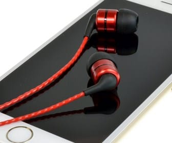 Best In Ear Headphones Under 50 Dollars - In Post IMage