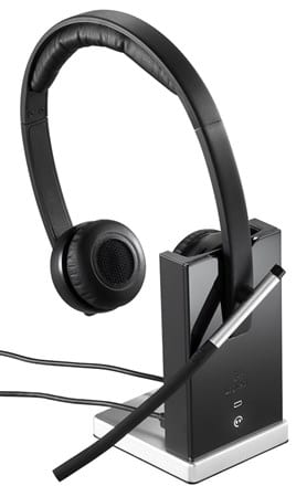 Logitech H820e charger - bluetooth headphones with boom mic