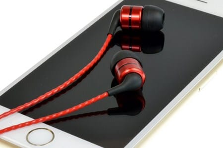 Best In Ear Headphones Under 50 Dollars - Featured Image